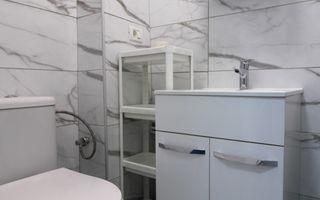 Apartament spatios, amenajat modern, dressing-Cetatii - Poză 16