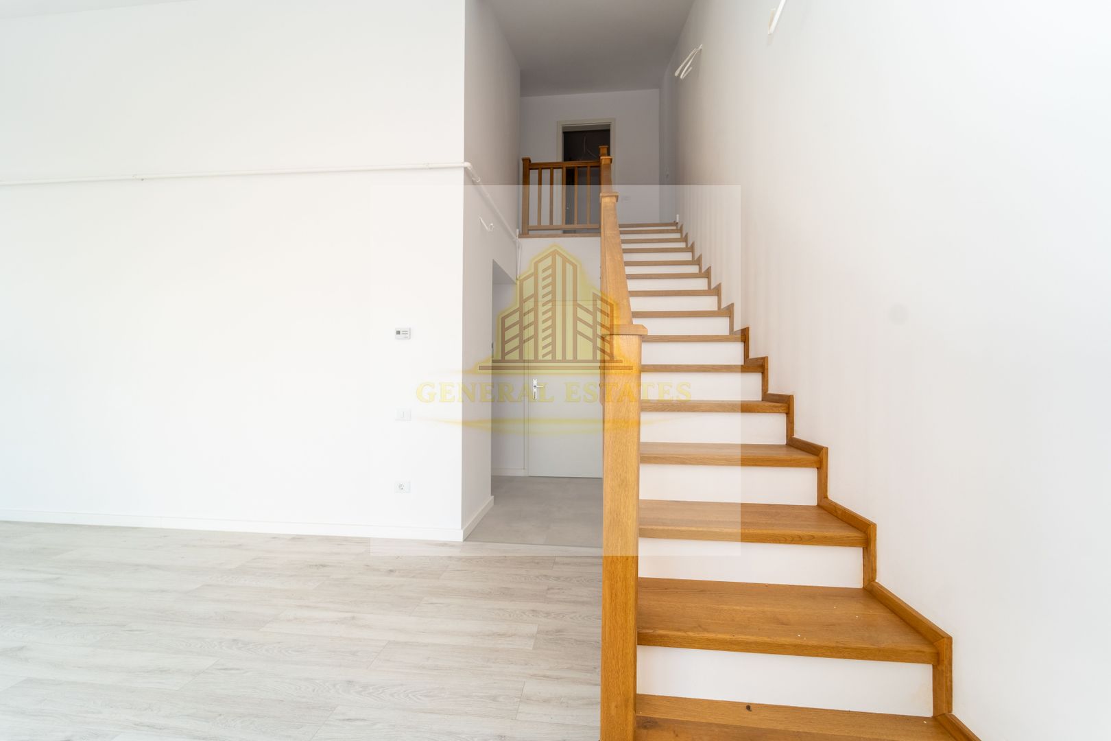 Penthouse cu 3 camere - Poză 14