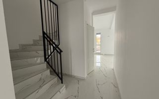 Duplex cu 5 camere in Dumbravita - Poză 1