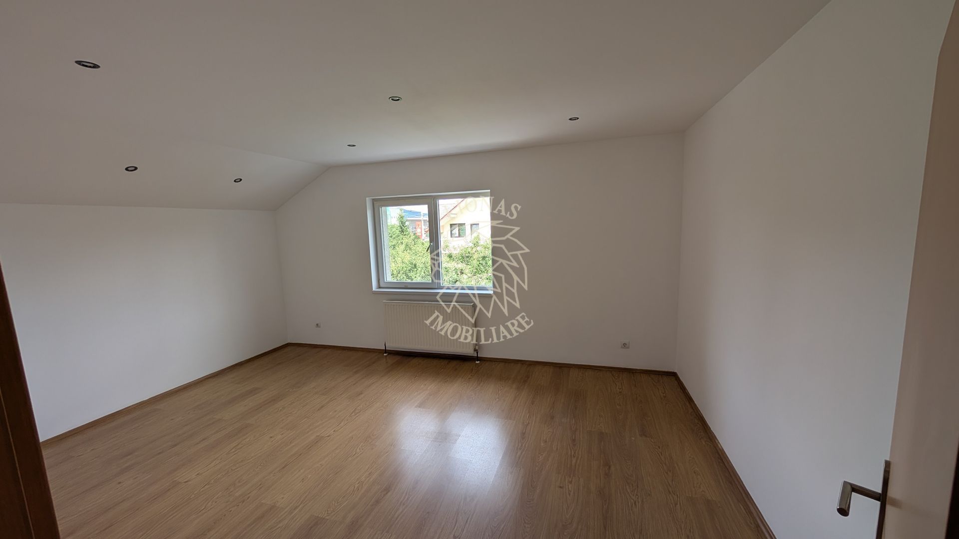 Apartament 4 camere 120 mp con.-3 terase-parcare-et 1-Libertatii - Poză 5