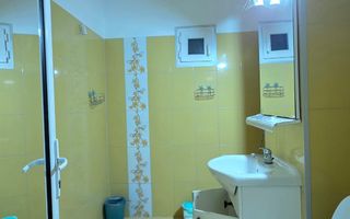 Apartament cu 2 camere, acces direct din calea de acces, zona CRUCEA GĂRII; - Poză 6