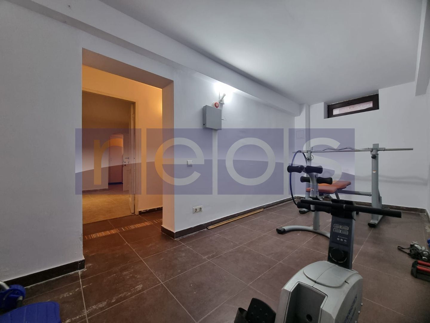 VANZARE- 9- CAMERE (S+P)- VILA -COTROCENI - Poză 39