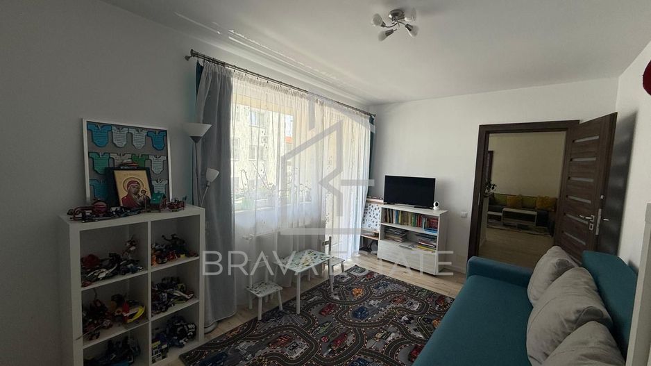 Apartament 3 camere, 2 bai, 78mp,  parcare, zona Eroilor Floresti - Poză 4