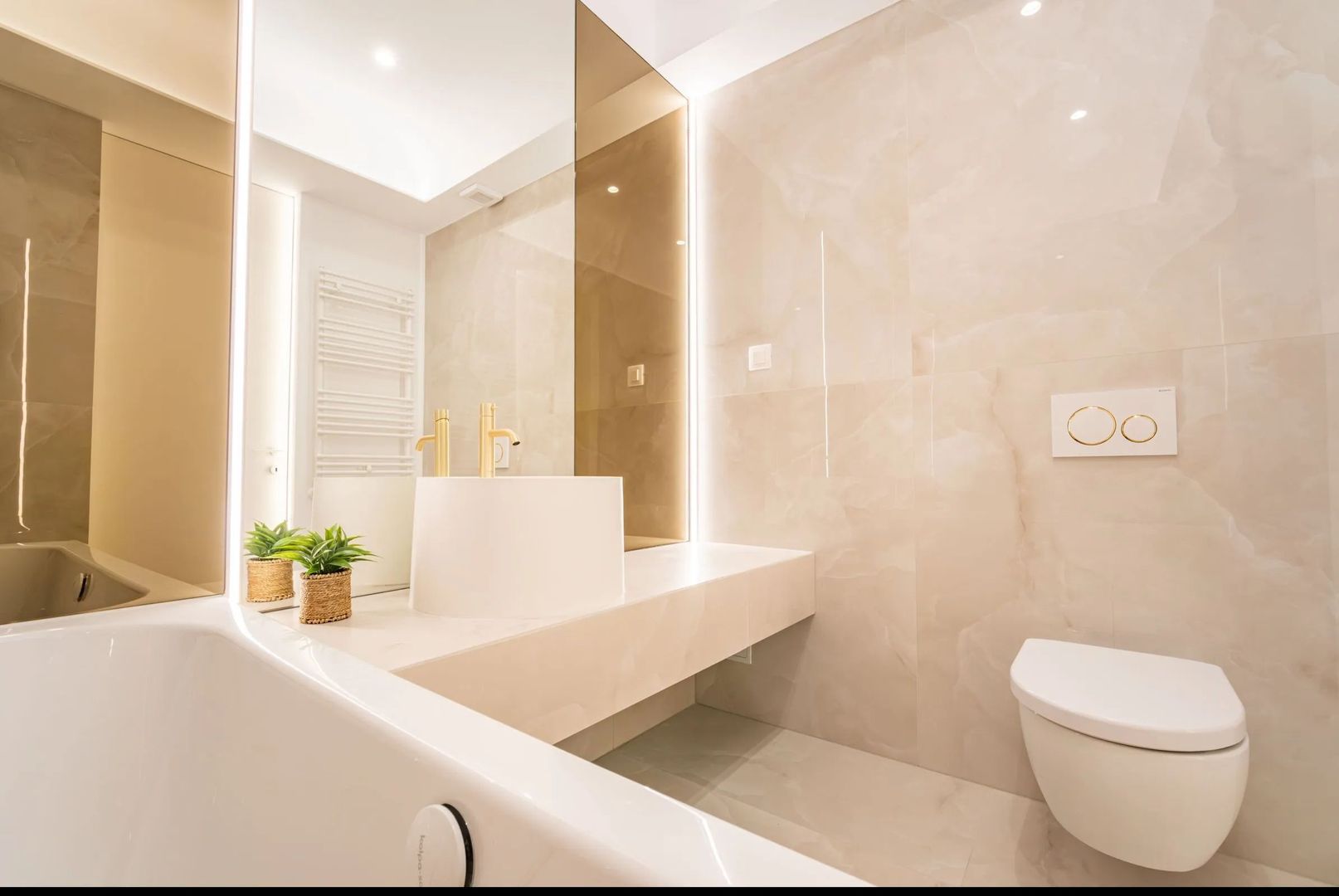 De închiriat I Apartament 3 camere I 100 mp I Designer - Poză 12