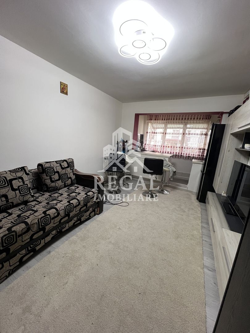 Garsonieră de vânzare – zona Micro 7, demisol - Poză 1