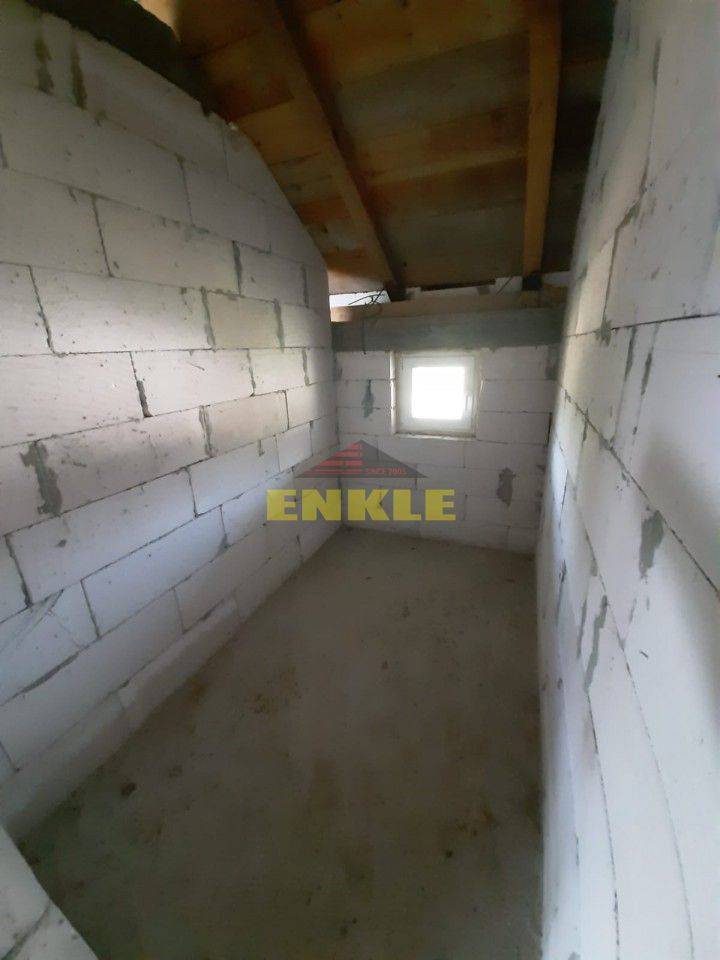 Casa P+1+ Teren 1200 mp , Curtesti , 85000 euro neg - Poză 3