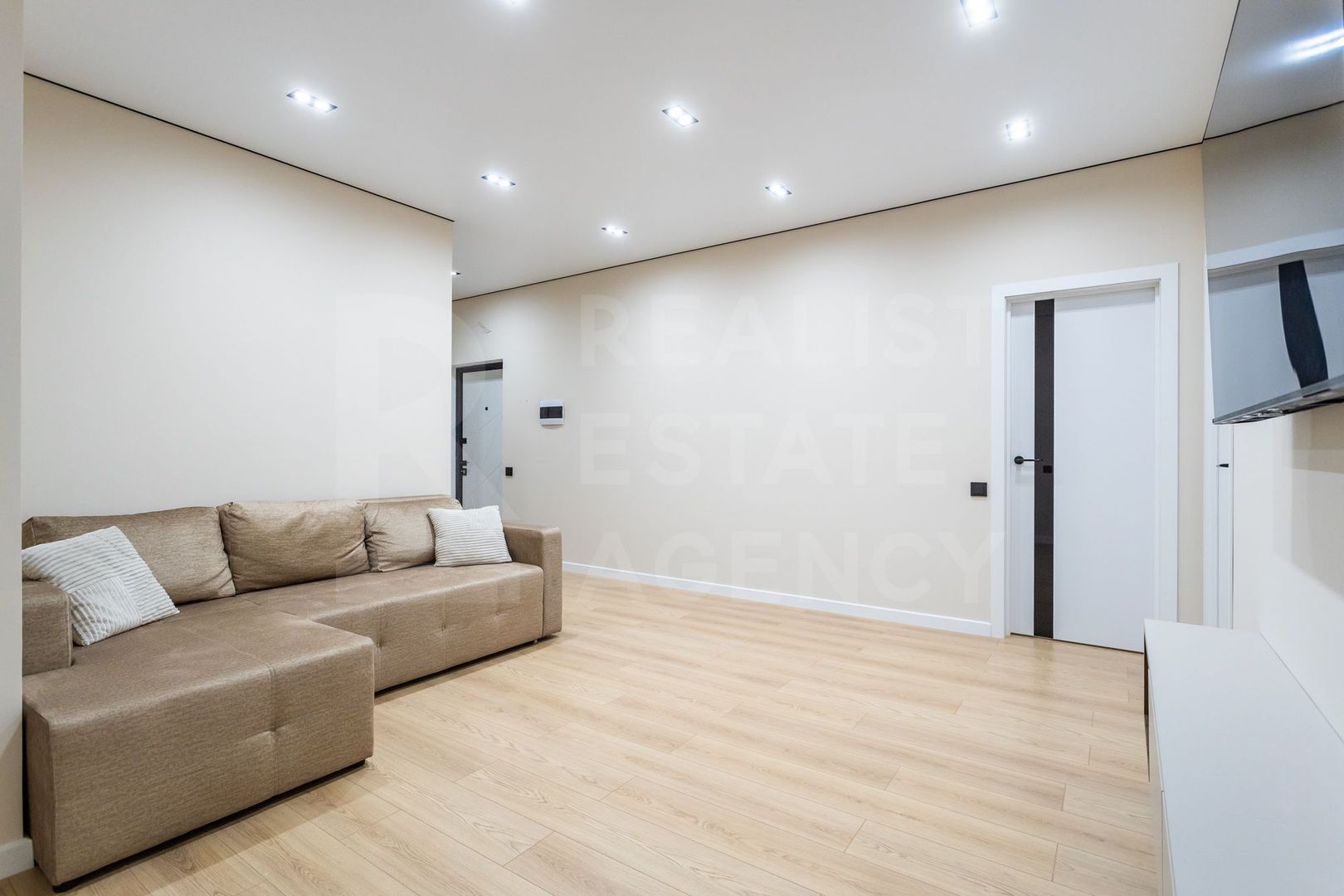 Vânzare, apartament, 2 camere, str. Nicolae Milescu Spătaru, Ciocana - Poză 5