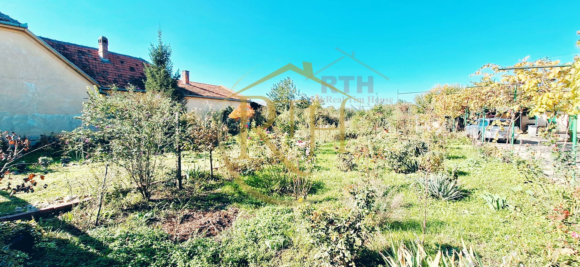 Parcela de teren, ideala pentru casa, sp 1300 mp, utilitati - Poză 1