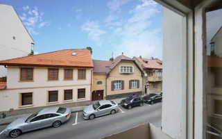 Locație rară în Brașov: ideal pentru regim hotelier sau business - Poză 21