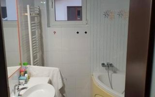 Vilă elegantă și spațioasă – Pipera, Str. Ștefan cel Mare – 1.999 € - Poză 15