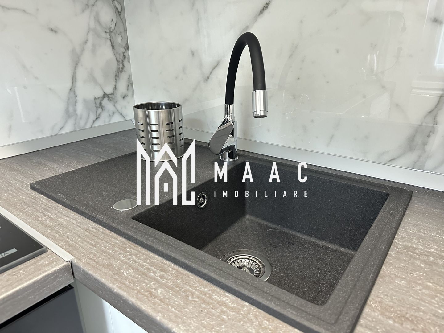 Garsoniera | Etaj 1 | Balcon | Renovata | Moderna | V. Aaron - Poză 13