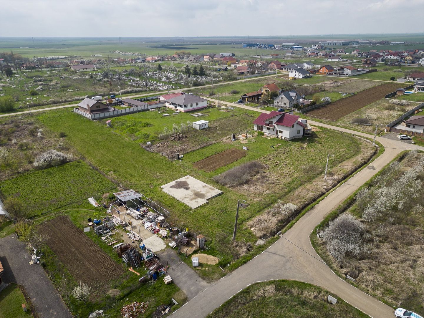 Teren intravilan cu fundație in Frumuseni - Poză 11