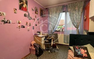 Casa de vânzare cu 7 camere in zona Nufarul, Oradea - Poză 10