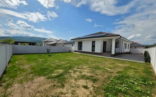 Casă Individuală de Vânzare, 4 Camere, 500mp Teren, Zona Alba Micești - Poză 4
