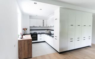 APARTAMENT DE LUX CU 3 CAMERE IN COMLEX REZIDENTIAL - Poză 3