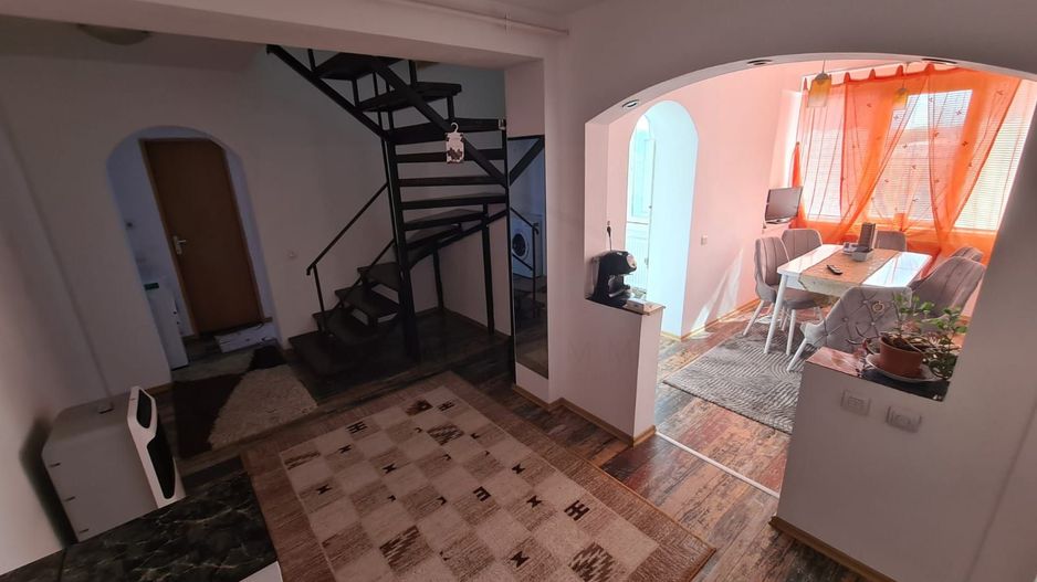Apartament 4 camere, 85 mp utili, renovat în 2025 – Sarari, Craiova - Poză 5
