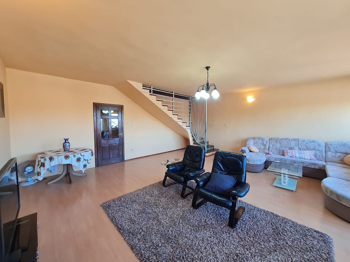 Apartament 5 camere la casa/pretabil birouri/cabinete/ - Poză 2