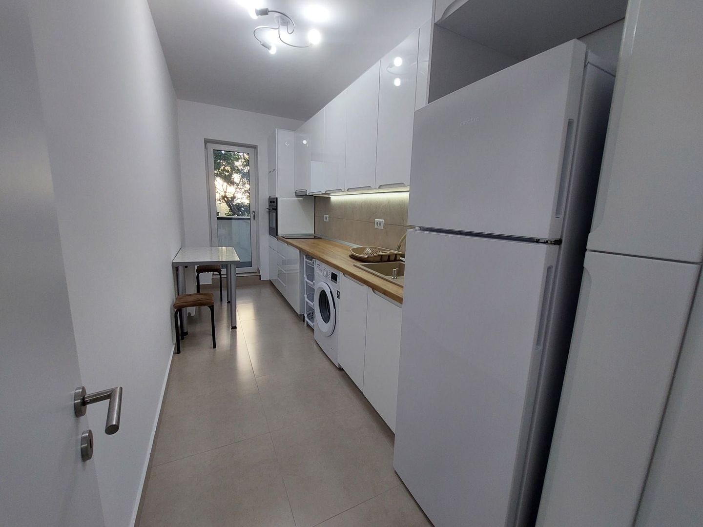 2 Camere, 2 balcoane, mobilat, PARCARE SUBSOL INCLUSA, 3 minute Metrou Pacii - Poză 8