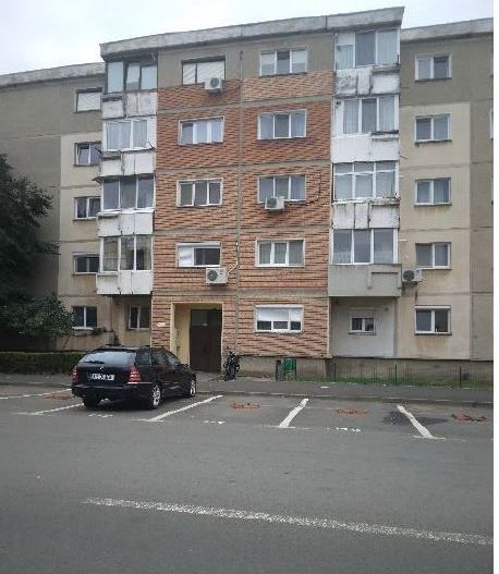 Apartament 3 camere Arad - Poză 1