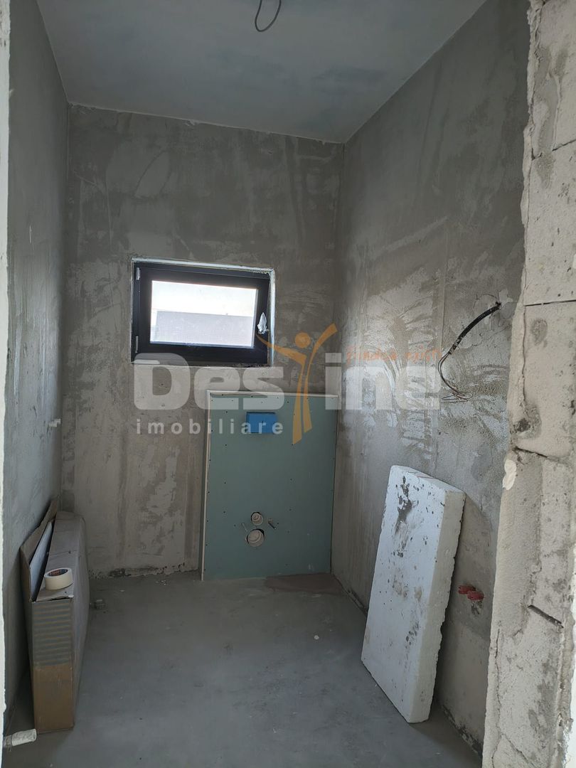Casă individuală 5 camere cu vedere spre LAC - Agigea - Poză 9