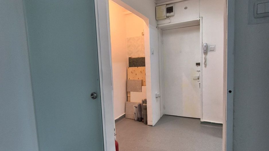 Spatiu Comercial Drumul Taberei cu expunere foarte buna - Poză 3