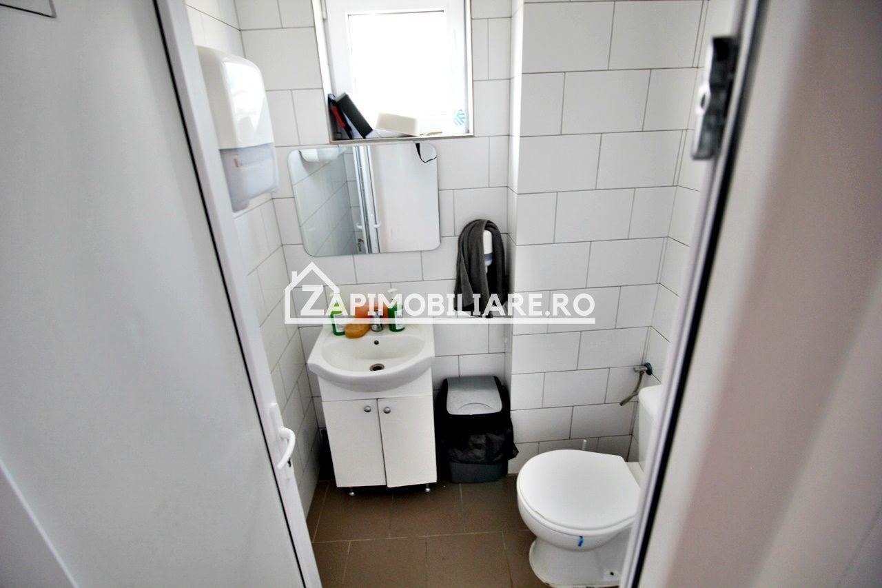 2 Hale noi cu suprafete de 590 si 578mp,teren 4200mp.stradal - Poză 13