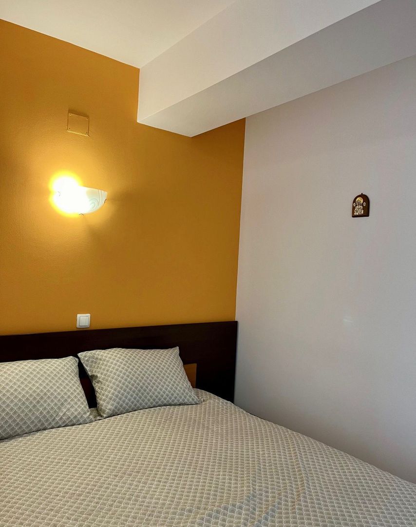 GARS. 1 DECEMBRIE 1918, BUCATARIE INCHISA, CENTRALA, METROU 10 MINUTE - Poză 2