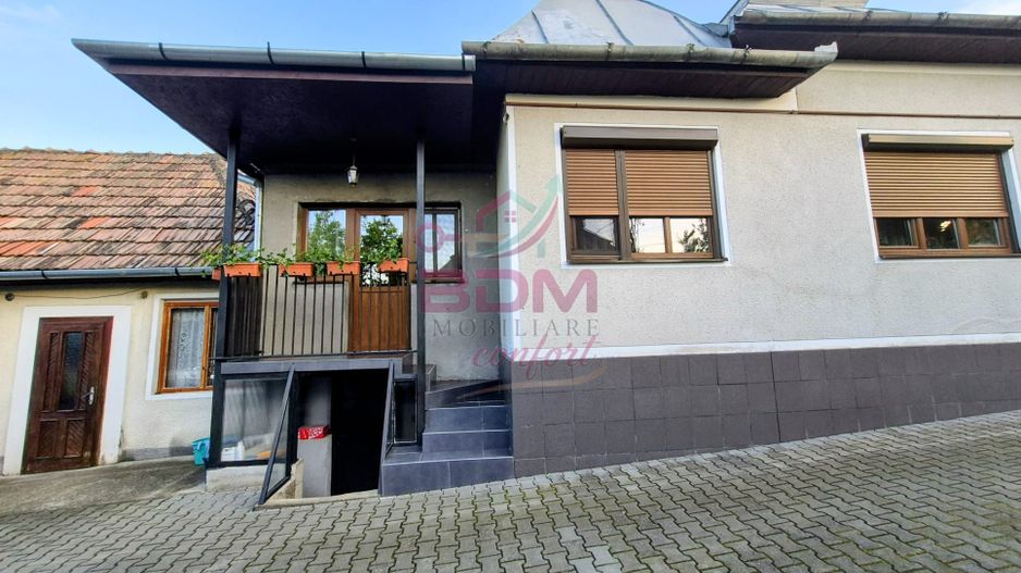 0% Comision | Casă la calcan | 570 mp teren I zona Bai - Poză 2