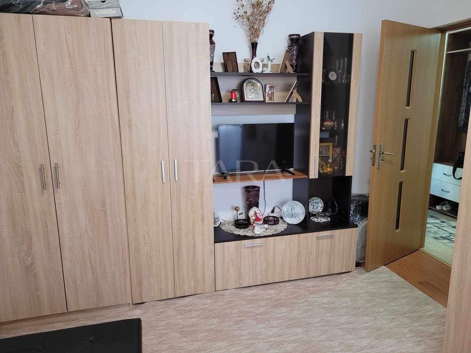 Apartament 3 camere, Floresti - Poză 4