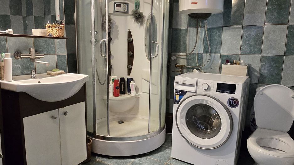 Casă spațioasă cu 6 camere în Triaj preț ajustat - COMISION 0%🌿🏡 - Poză 23