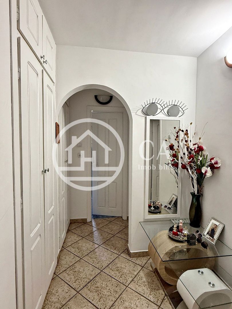 Apartament de vânzare 2 camere în zona Rogerius - Poză 9