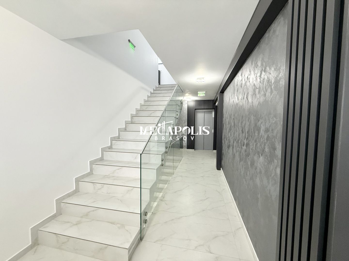 REZERVATĂ ! Bloc Intabulat/Se Accepta Credit/Incalzire in Pardoseala - Poză 4