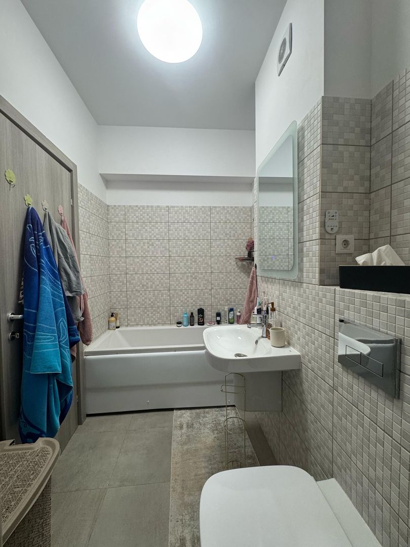 2 camere| BIHARIA- BANEASA| LOC DE PARCARE - Poză 12