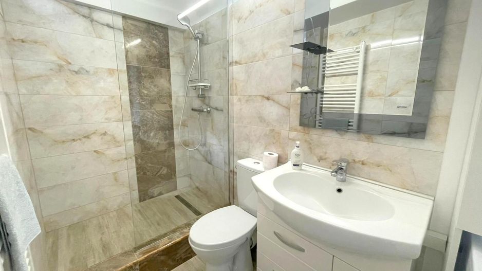 De inchiriat – Apartament cu o camera - Faleza Dunarii - Poză 5