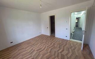 Casă nouă, impozantă,  6 camere, 1346 mp teren, Bărăbanț - Poză 11