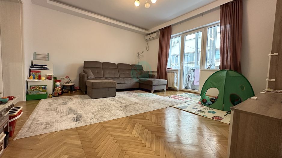 3 camere cochete intr-un bloc boutique - Poză 3