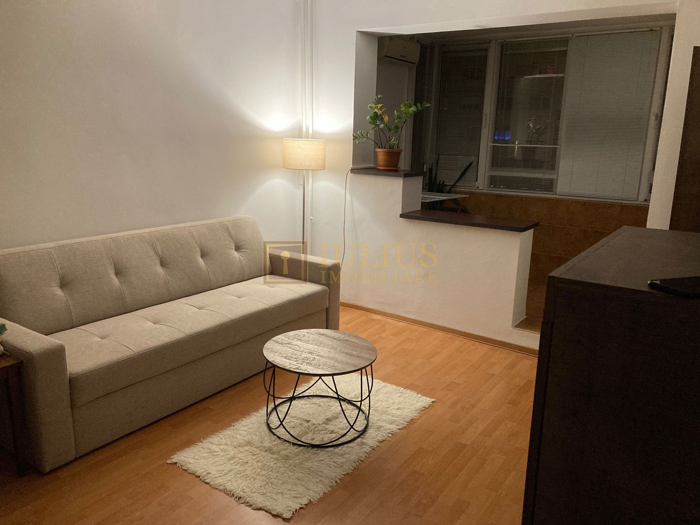 Circumvalatiunii| 2 camere| centrala proprie| AC| etaj 4 - Poză 5