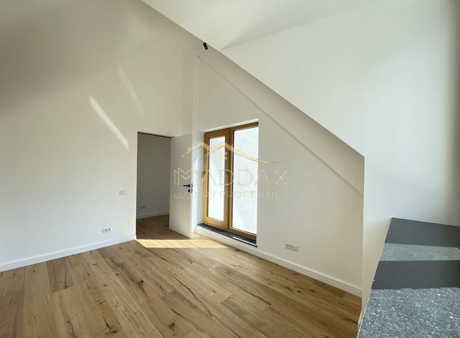 Apartament 4 Camere**TERASA**Bloc boutique***NOU// DOMENII - Poză 26