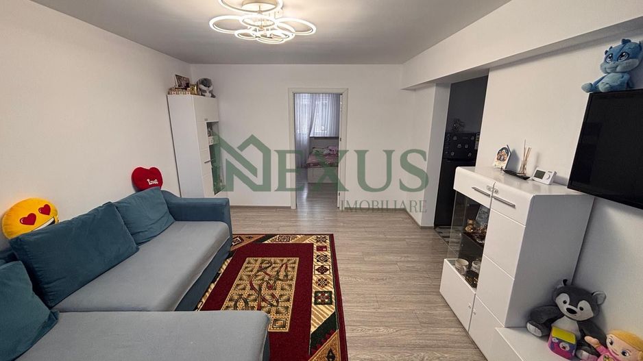 Apartament cu 2 camere, renovat complet, str.Libertății, Moinesti - Poză 11