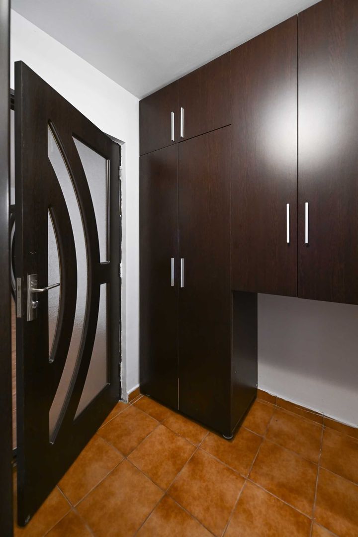 Apartament 2 camere 54 mp – Rovine, parter Centrală proprie - Poză 5