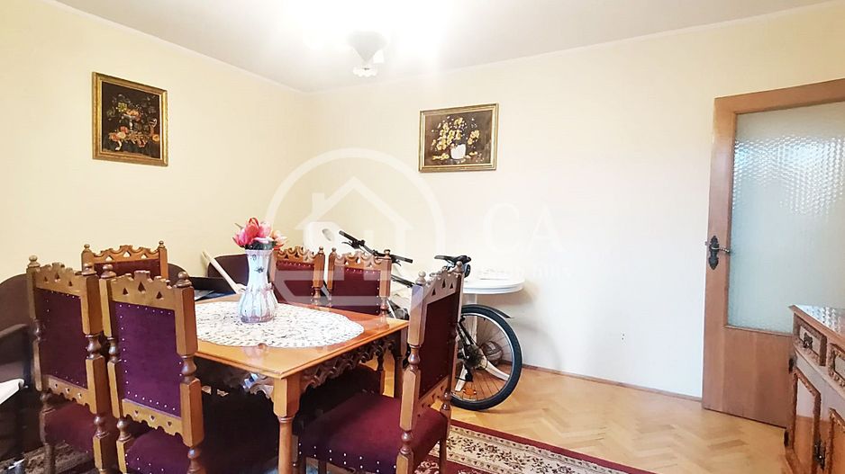 Apartament de vânzare cu 4 camere în zona Iosia, Oradea - Poză 8