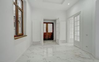 Casa 8 camere Unirii | 1950 | Pretabil sediu firma - Poză 2