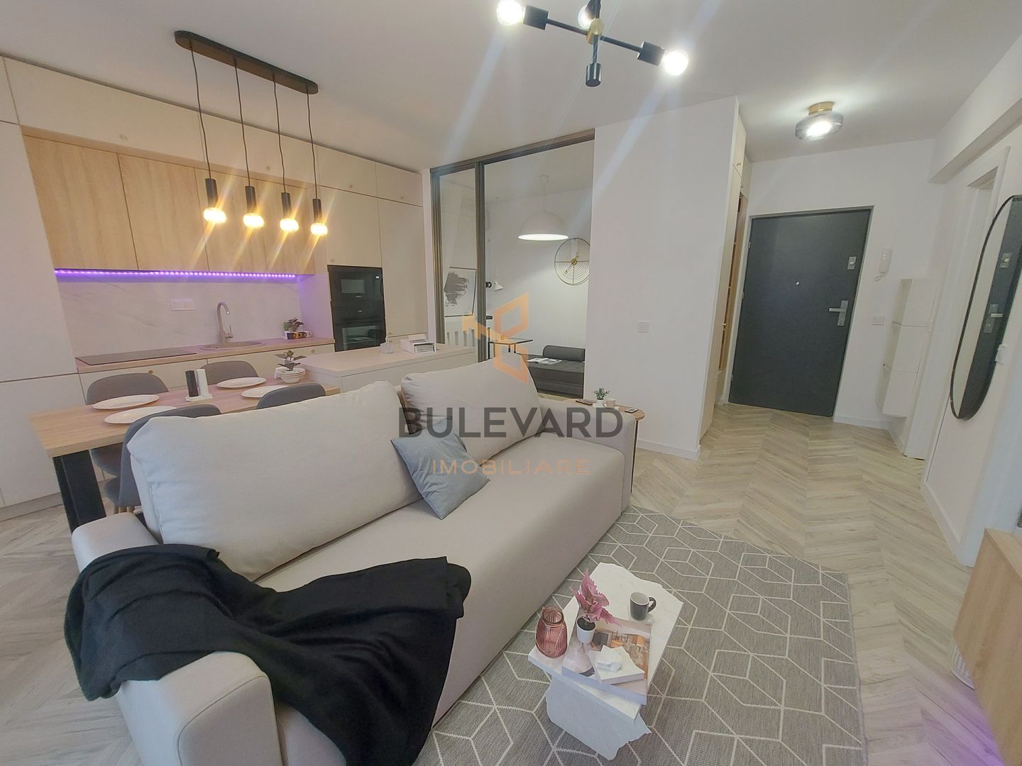 Apartament ultrafinisat in  zona strazii Cetatii! - Poză 2