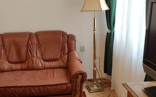 Apartament modern 2 camere 56 mp utili si curte in zona Centrala - Poză 4