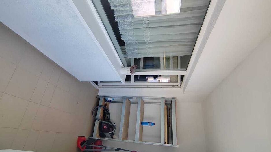 Berceni Popesti 2 camere spatios ,cu loc de parcare - Poză 9