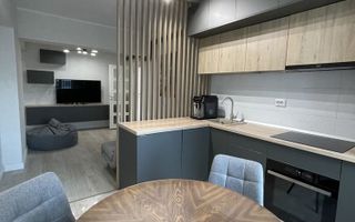 Apartament premium 2 camere open-space de închiriat în Copou, Complex Royal Town - Poză 1