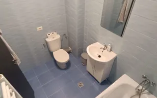 Apart. decomandat ( bucatarie separata+balcon ) + Parcare ! - Poză 12