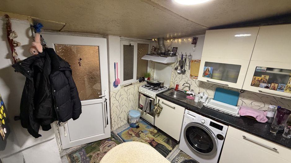 Casa cu 2 corpuri, acces auto, curte – Republica / Industriilor - Poză 4