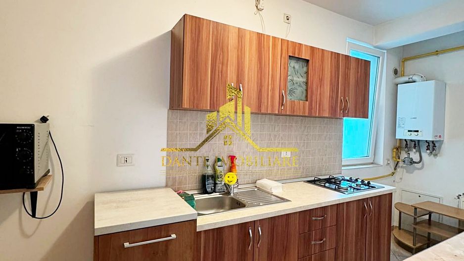 2 camere, modern, bloc nou, balcon, parcare, Central, Train - Poză 5