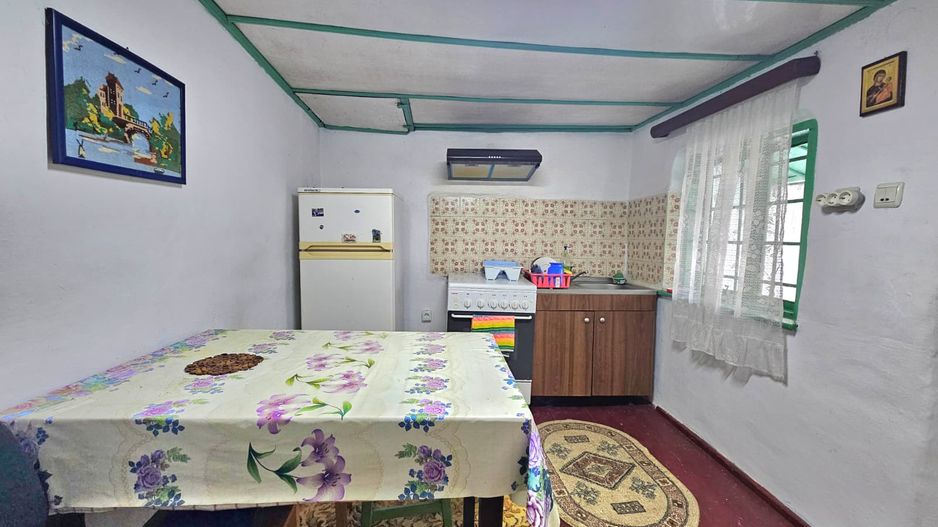 Casă de vanzare in Medgidia in zona centrala - Poză 8